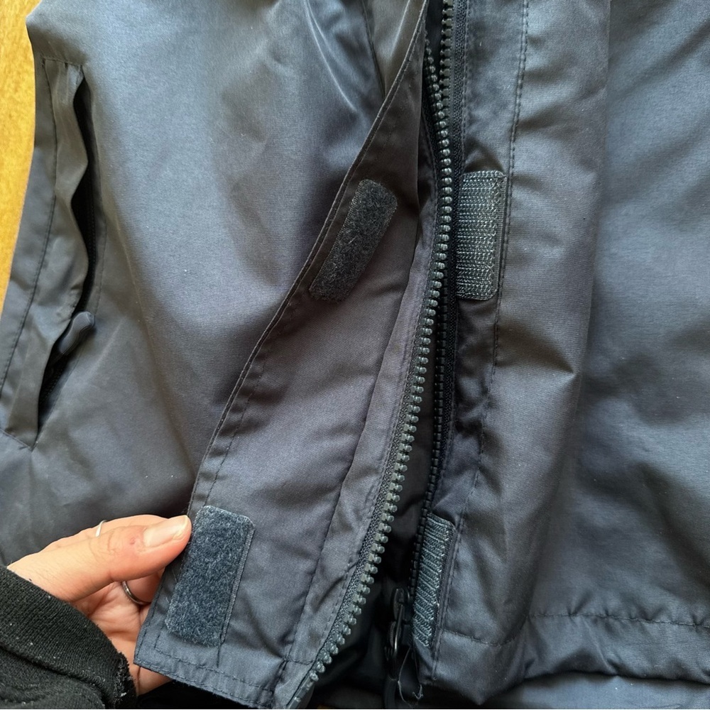 Mountain Warehouse Navy Lightweight Rain Jacket Windbreaker Hooded Outdoor Coat - Picture 6 of 10